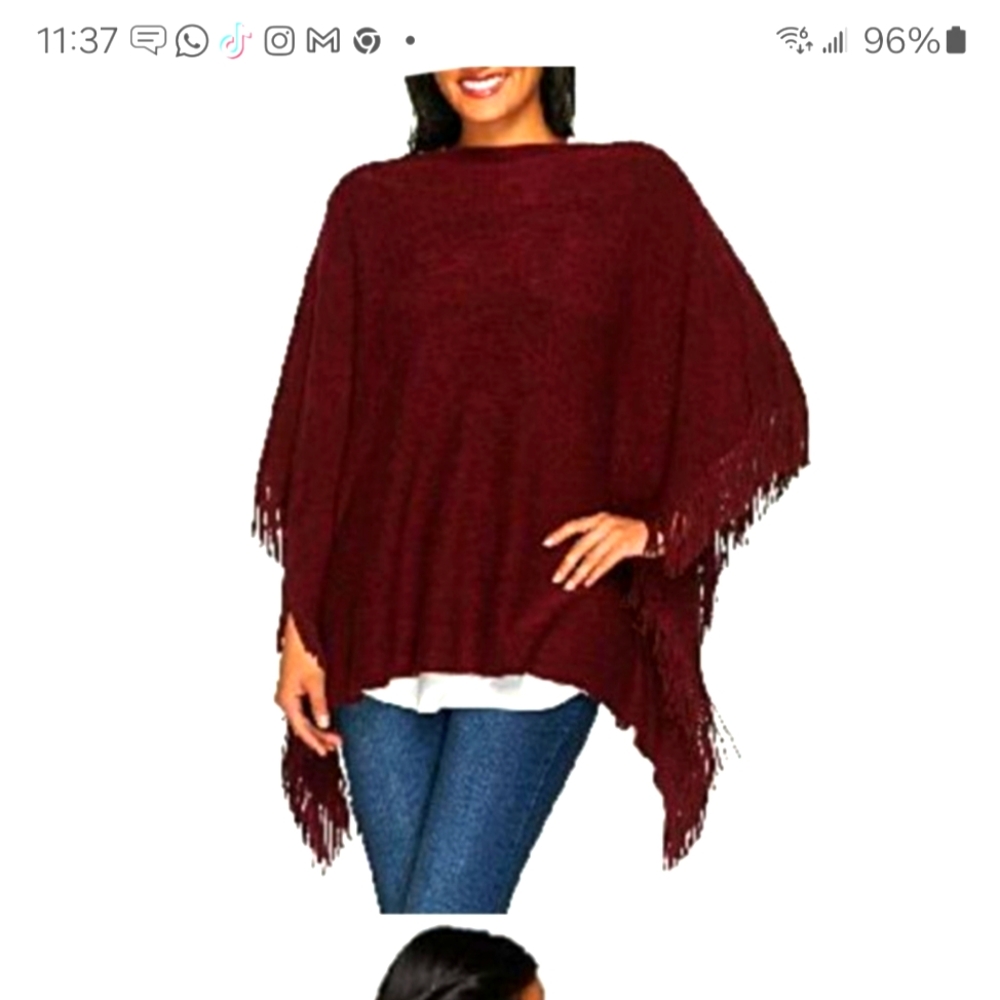 Marvelush poncho one size.Color Burgundy.